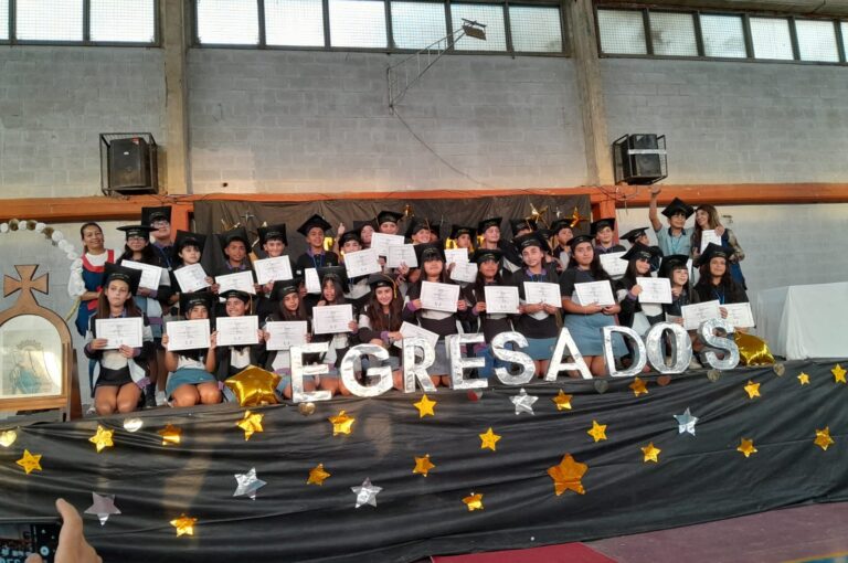 Acto de egresados